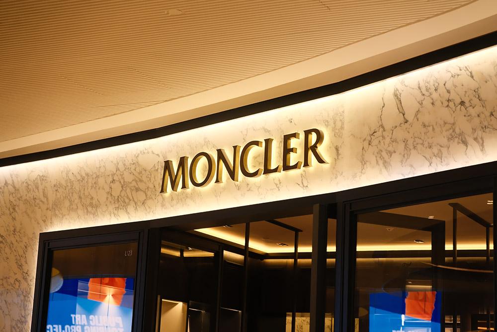 MONCLER